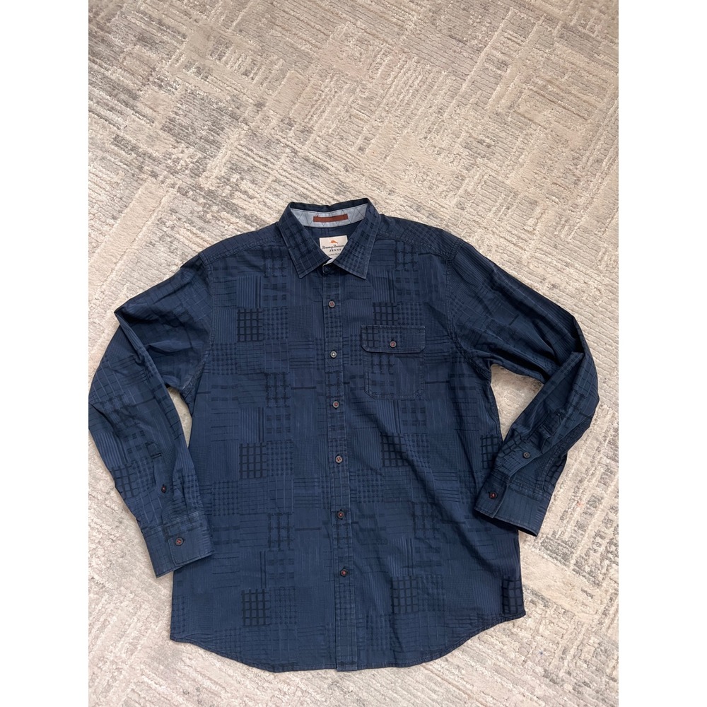 Men's Navy Textured Long-Sleeve Button-Up Shirt